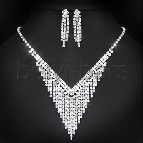 Колье из страз -  купить в интернет-магазине Белый Барс - фото