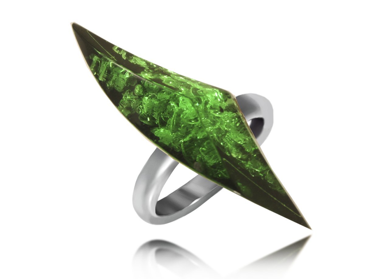  Кольцо Зеленый янтарь -  купить в интернет-магазине Белый Барс - фото