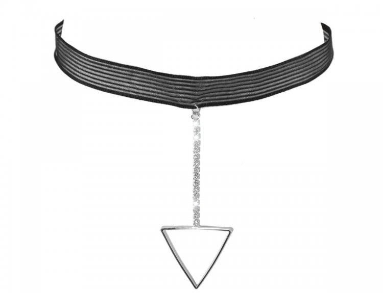 Triangle choker top
