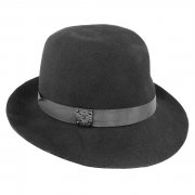 Шляпа черная с полями